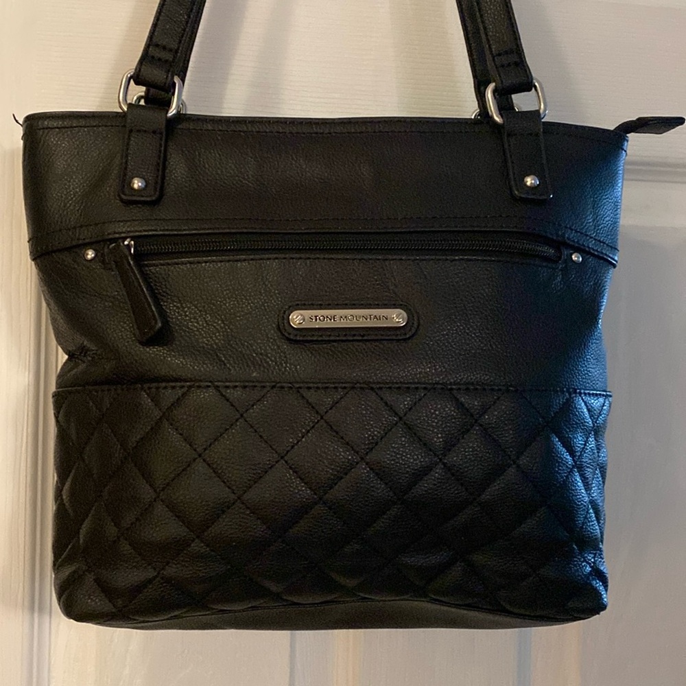 Stone mountain black shoulder bag